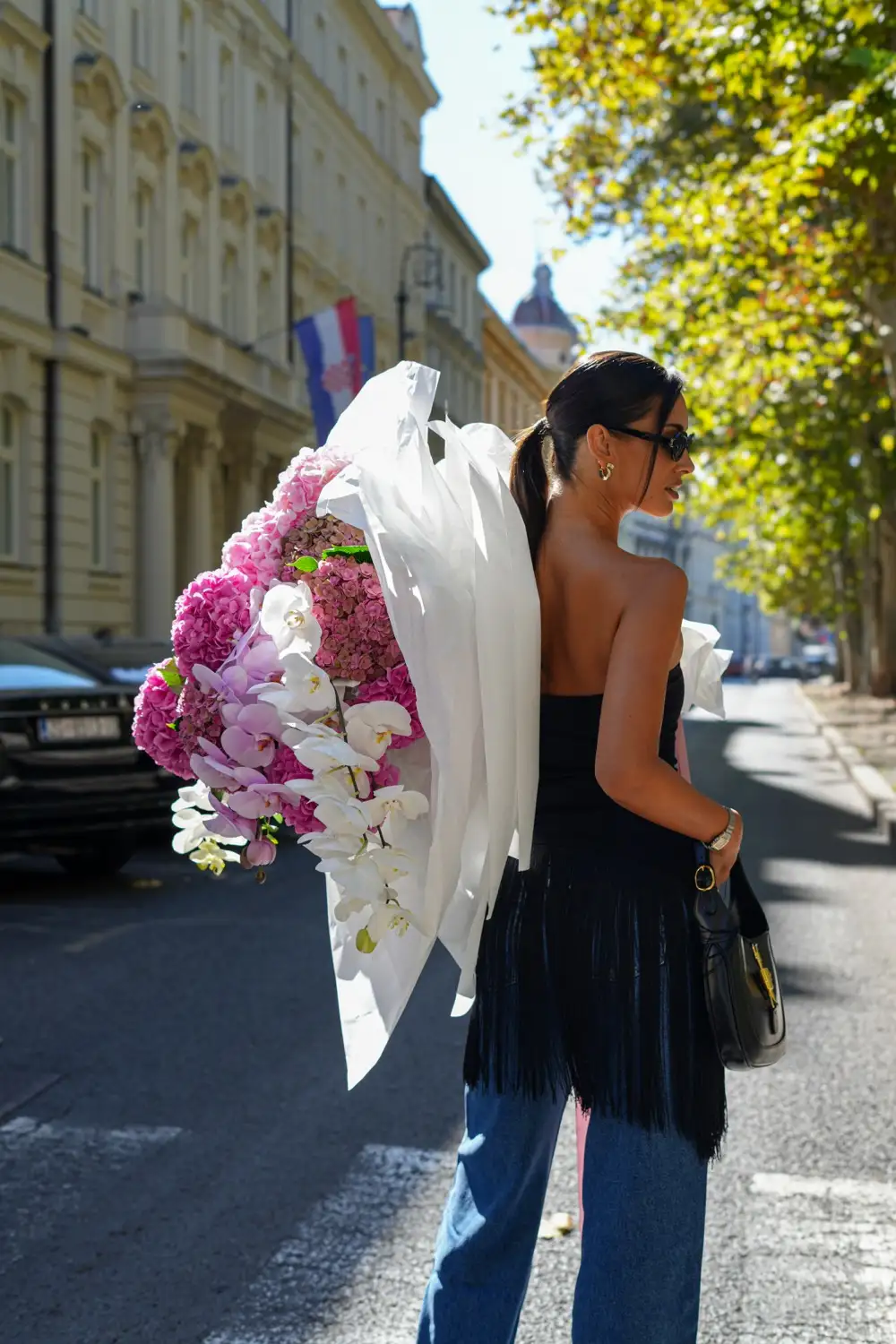 AJ Atelier buket s hortenzijama i orhidejama na ulicama Zagreba